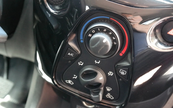 Peugeot 108 cena 29900 przebieg: 14100, rok produkcji 2021 z Szczucin małe 121